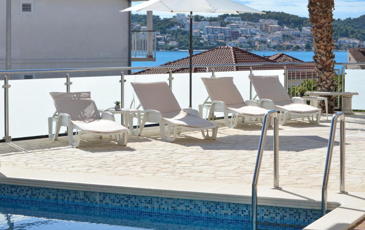 Villa Klaudia Trogir Eksteriør billede