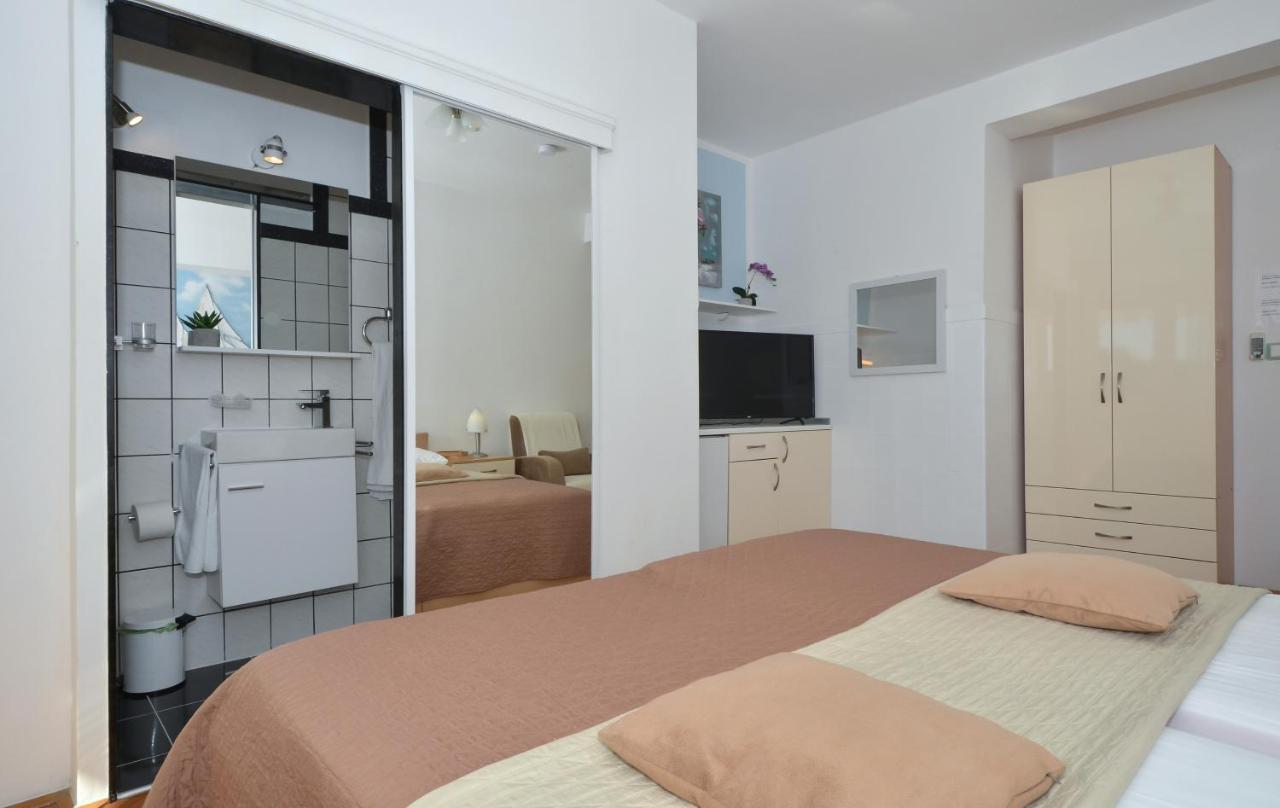 Villa Klaudia Trogir Eksteriør billede