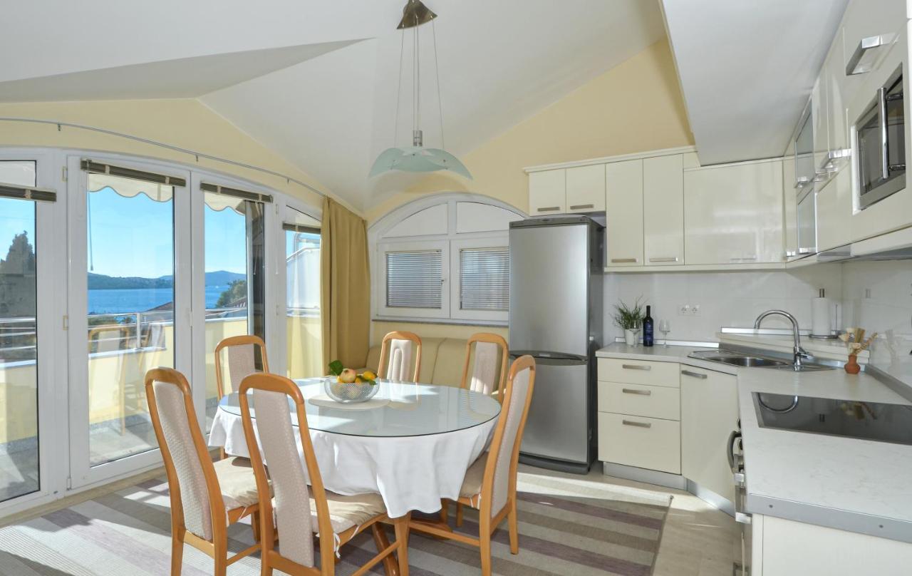 Villa Klaudia Trogir Eksteriør billede