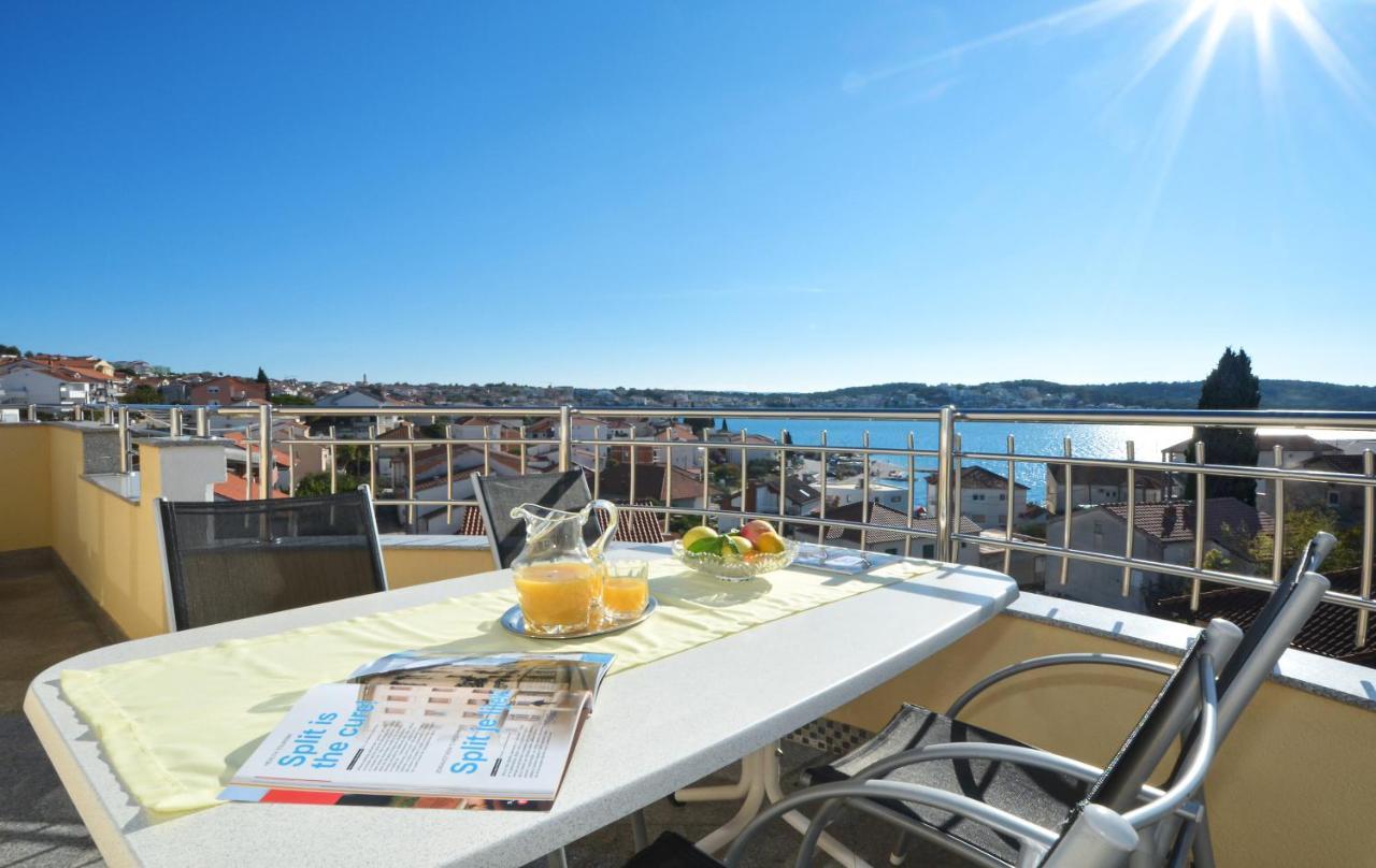 Villa Klaudia Trogir Eksteriør billede